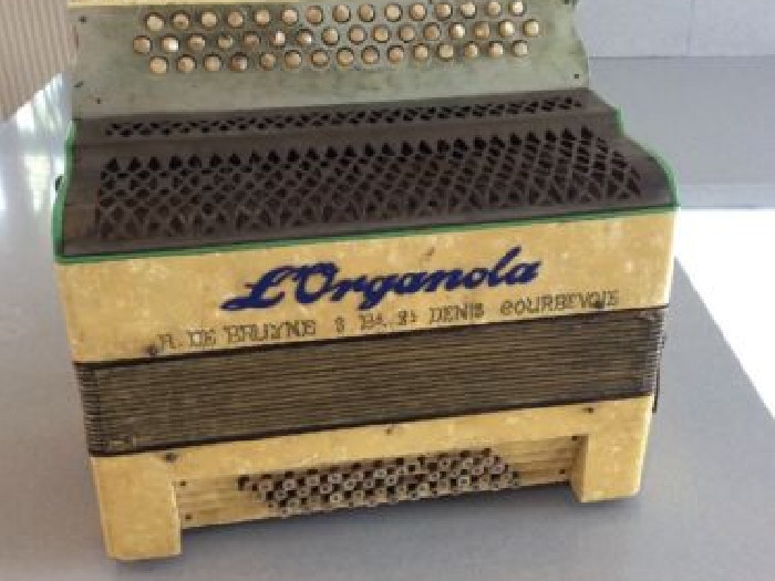 L'urganettu – L'accordéon diatonique - Collections Musée de la Corse
